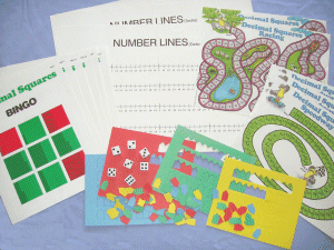 Decimal Squares� Activity Mats, Dice and Game Markers